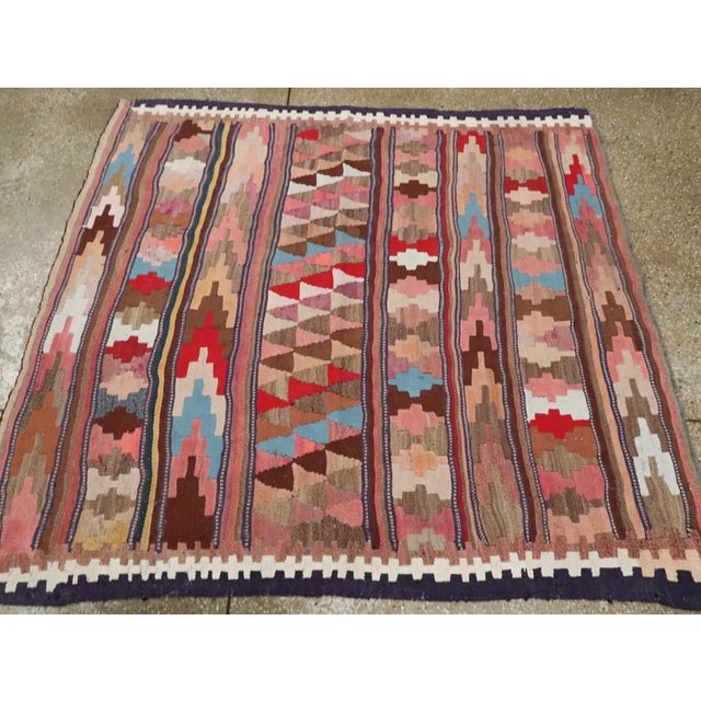 Galerie Shabab Collection Mid-20th Century Persian Flatweave Kilim Rug For Sale In New York - Image 6 of 9