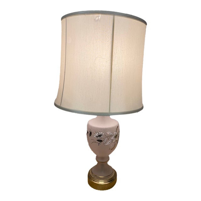 Mid 20th Century Hollywood Regency Floral Motif Frosted Glass Table Lamp For Sale