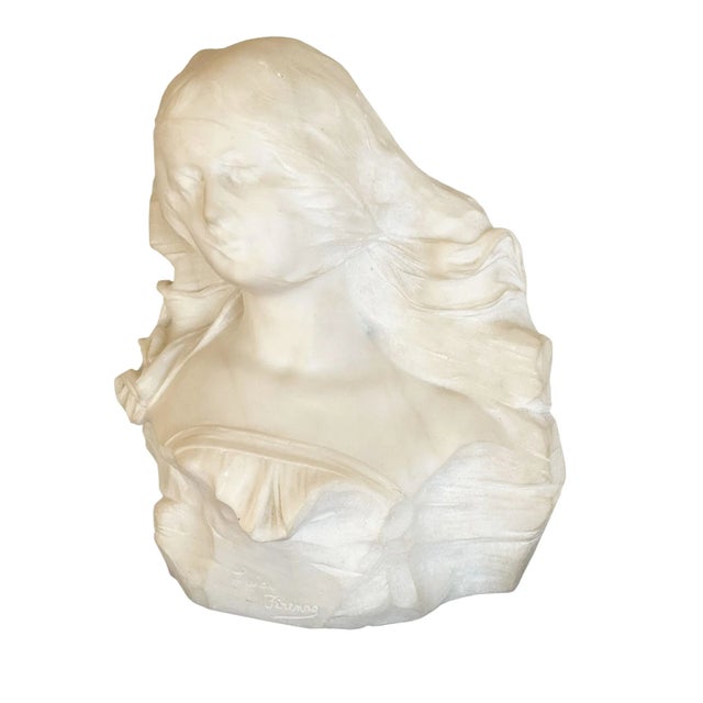 19th Century Italian Marble Bust of a Lady With a Veil For Sale - Image 4 of 8
