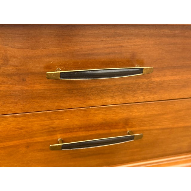 Vintage Mid-Century Modern Walnut 7-Drawer Lowboy Dresser by Dixie Furniture – 1960s MCM Long Dresser With Sculptural Hardware & Tapered Legs For Sale - Image 11 of 14
