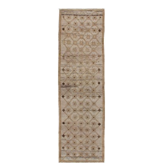Turkish Vintage Runner With Latticework Design in Taupe, Cream and Khaki For Sale
