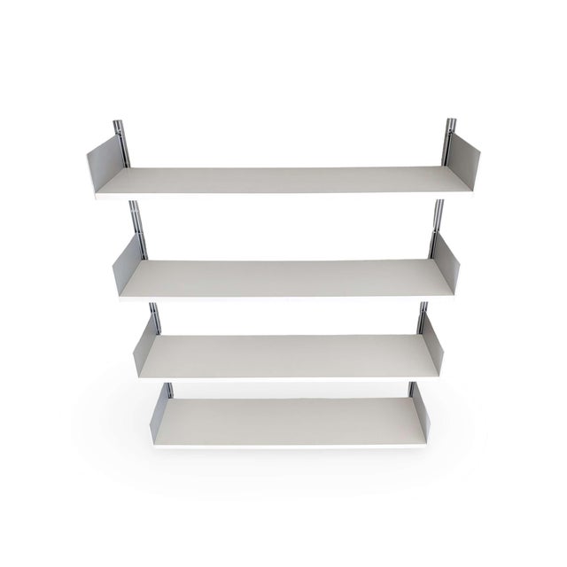 Mid-Century Modern Mid-Century Model 606 Wall Shelf in Aluminium by Dieter Rams for Vitsoe For Sale - Image 3 of 7