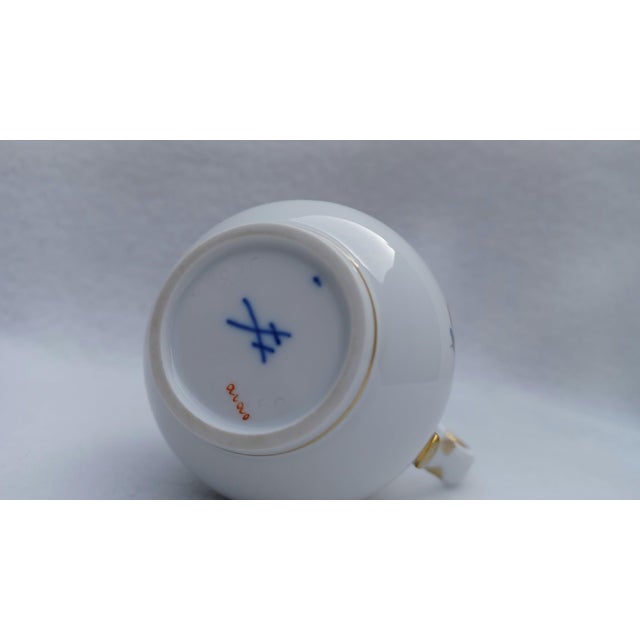 Ceramic Vintage Porcelain Miniature Creamer with Hand-Painted Floral Motifs from Meissen, 1960 For Sale - Image 7 of 8