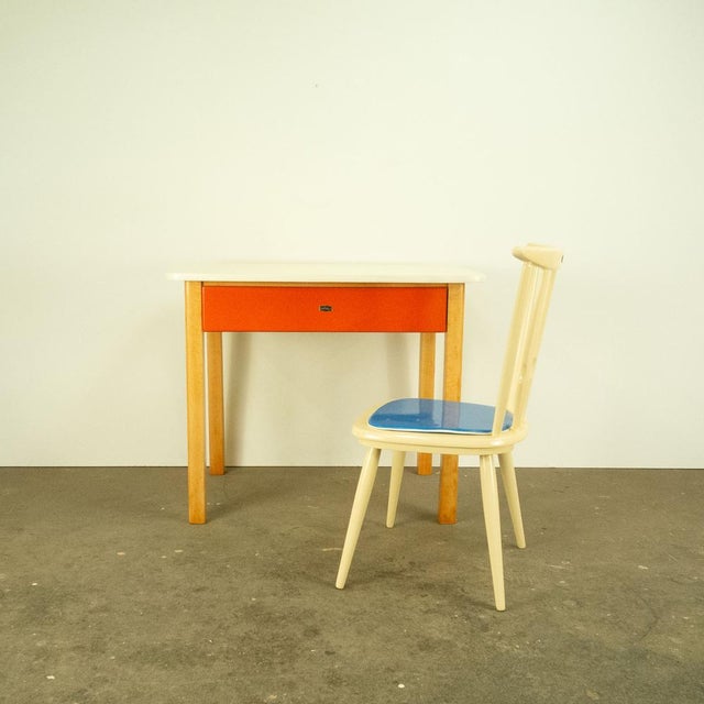 Children's Desk with Chair in Beech and Formica, 1960s, Set of 2 For Sale - Image 4 of 10
