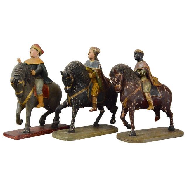 Three Wise Men 18th Century Carved Figures For Sale - Image 10 of 10