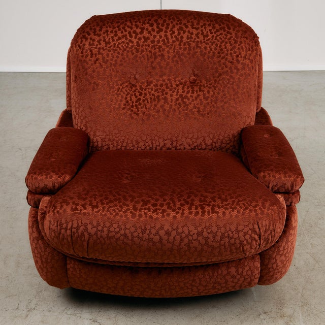 Lounge Chair in Velvet For Sale - Image 3 of 18