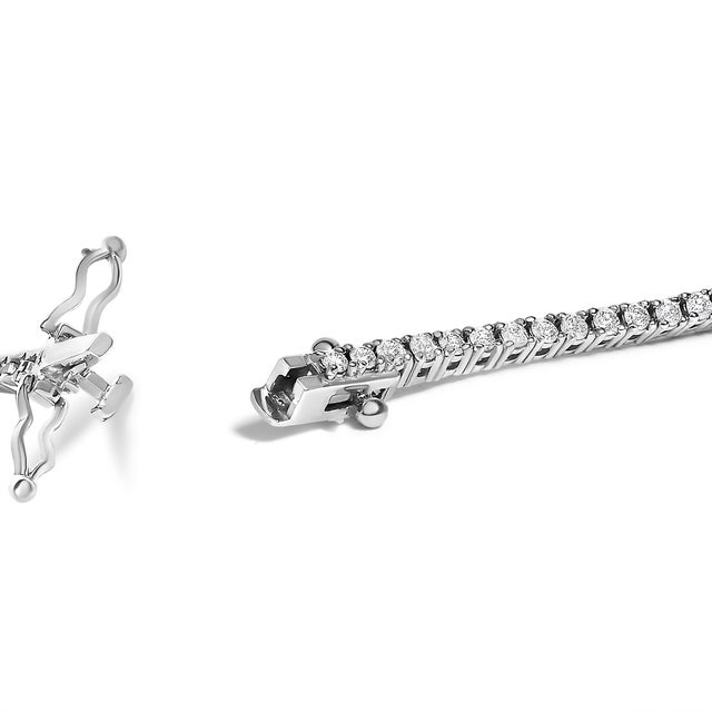 Contemporary 14K White Gold Classic 1 1/2 Cttw Diamond Tennis Bracelet For Sale - Image 3 of 4