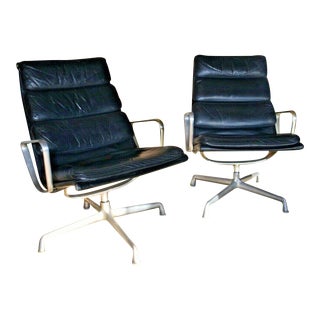 Mid Century Eames Herman Miller Lounge Chairs Black Leather- A Pair For Sale