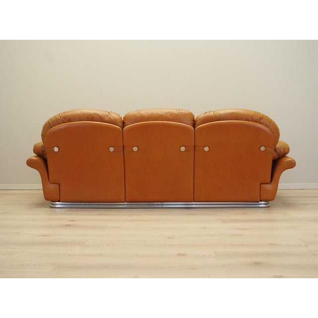 1960s Space Age Orange Leather Sofa, Italy, 1960s For Sale - Image 5 of 18