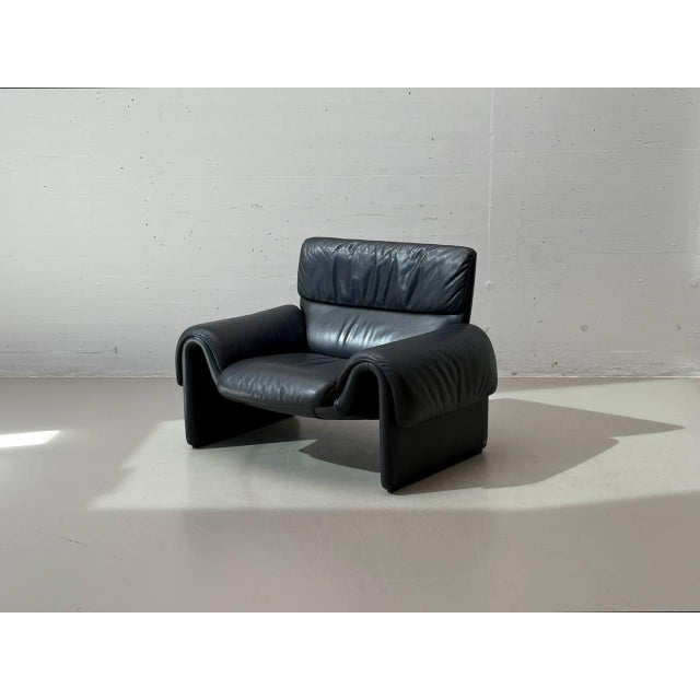 DS-2011 Black Leather Lounge Chair from De Sede, Switzerland, 1980s For Sale - Image 4 of 18