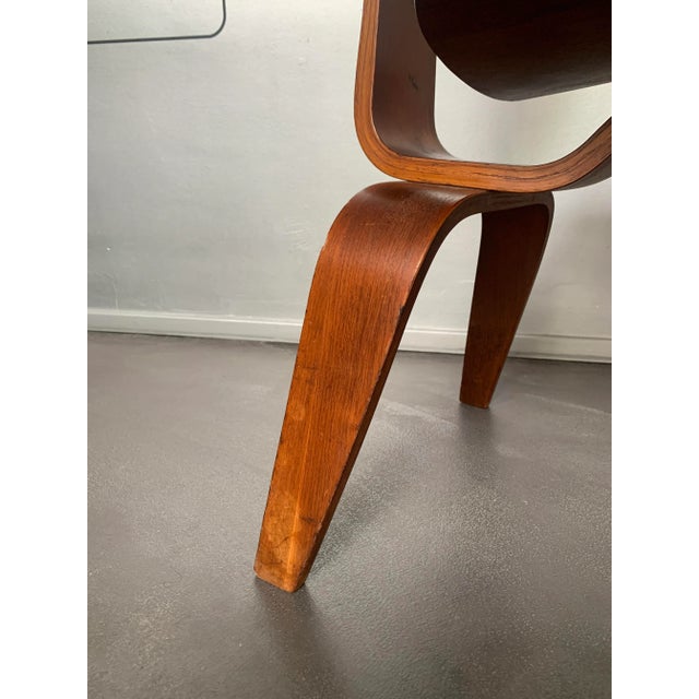 DCW Dining Chair in Wood by Charles & Ray Eames, 1945 For Sale - Image 15 of 18