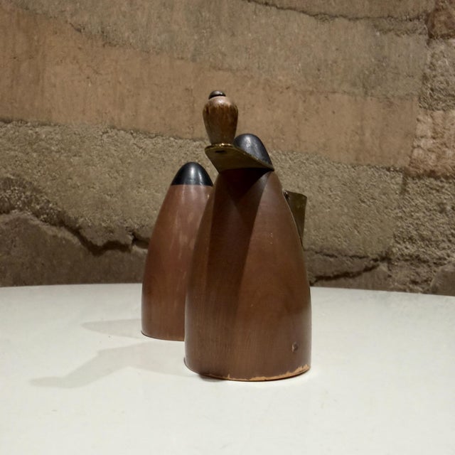 Metal 1950s Mid-Century Modern Set of Salt & Pepper Grinder From Japan Mid-Century Bull Nose For Sale - Image 7 of 10