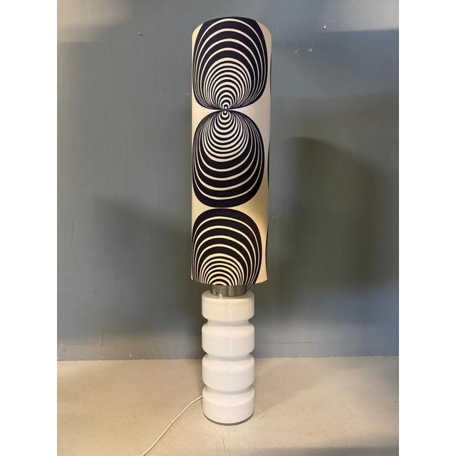 White Glass Floor Lamp with 3-Way Switch, Germany, 1970 For Sale - Image 4 of 16