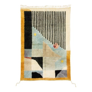 Premium Hand-Knotted Moroccan Wool Rug | 9'8" X 6'8" | One of a Kind For Sale
