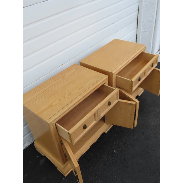 Bernhardt Bernhardt Hollywood Regency White Oak Large Nightstands End Bedside Tables a Pair 6400 For Sale - Image 4 of 18