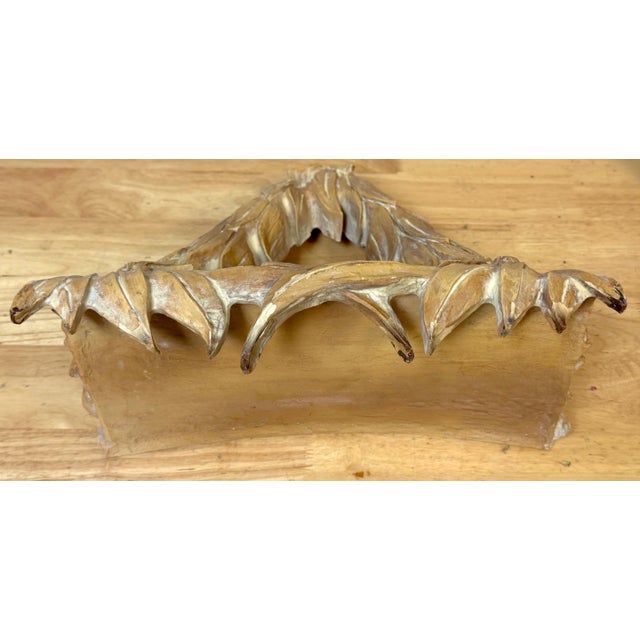 Pair of Serge Roche–Style Palmette Wall Brackets / Shelves For Sale - Image 6 of 18