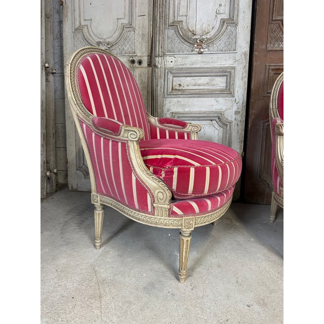 Louis XVI Lacquered Wood Bergère Armchairs, 1920s, Set of 2 For Sale - Image 3 of 14