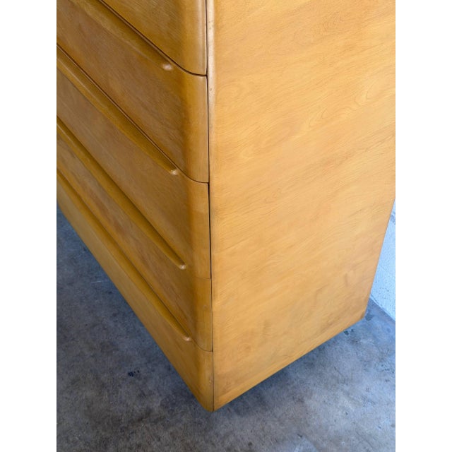 Heywood Wakefield Maple Tallboy Wooden Dresser Highboy Chest of Drawers Vintage 1950s For Sale - Image 9 of 10