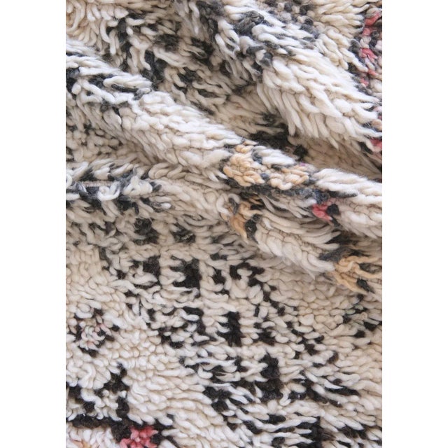 Cream Vintage Marmoucha Rug - 8.7 X 5.9 Ft For Sale - Image 8 of 8