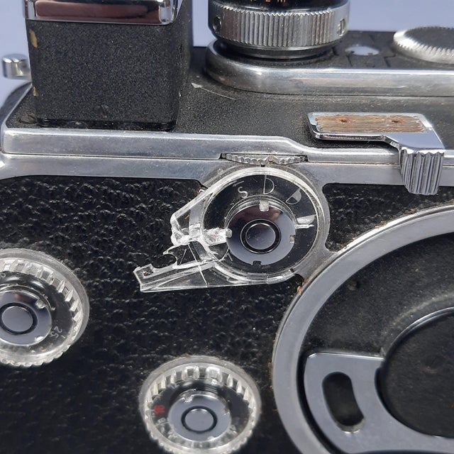 Vintage Bolex Paillard 8mm Analogue Film Camera, Swiss, 1960s For Sale - Image 9 of 16