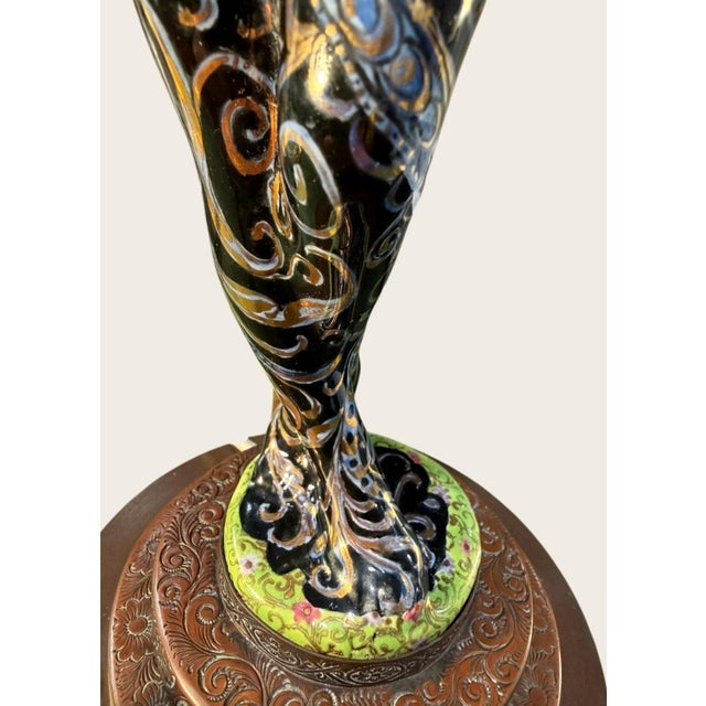 Vintage Mid-Century Modern Hand-Painted Porcelain Lady Table Lamp W/Porcelain Lady Finial For Sale - Image 16 of 18