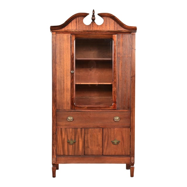 Baker Furniture Style Federal Carved Mahogany Bookcase Cabinet, Circa 1940s For Sale