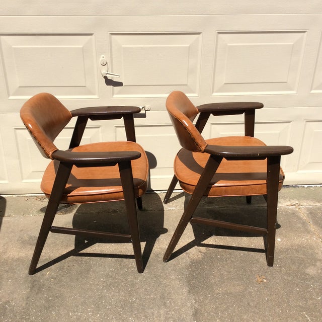 Vintage Mid Century Paoli Lounge Chairs A Pair Chairish