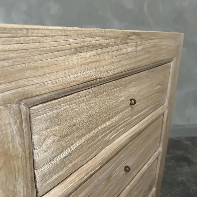 A classic masterpiece that effortlessly combines stye and functionality. Crafted from solid elm reclaimed wood, this...
