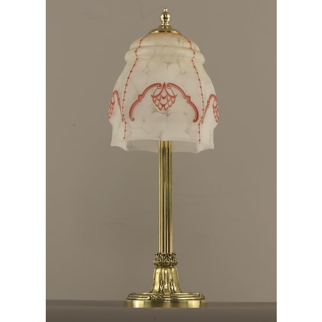 English Ladies Table Lamp in Brass, 1900s For Sale - Image 9 of 14