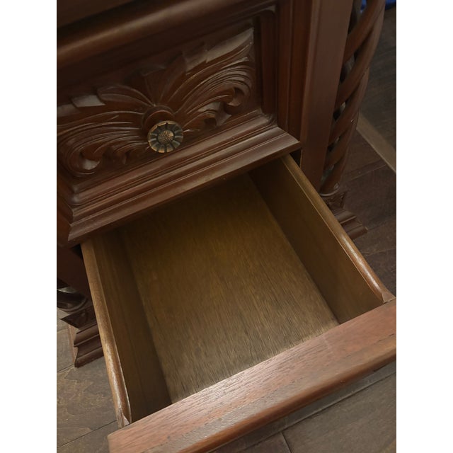 1990s Traditional Carved Wood 2-Drawer End Table / Nightstand For Sale - Image 12 of 14