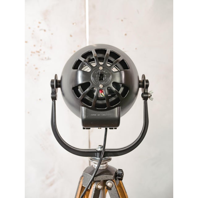Matte Black Electric Patt 123 Theater Lamp on Wooden Tripod Floor Lamp from Strand, 1950s For Sale - Image 12 of 18