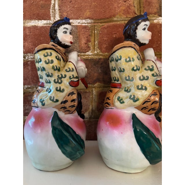 Mid-20th Century Chinoiserie Porcelain Monkey & Longevity Peach Figurines - Pair For Sale In Richmond - Image 6 of 13