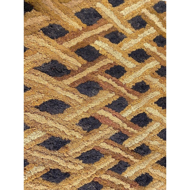 African Vintage African Kuba Kasai Velvet Raffia Textile Zaire 23 "By 22" For Sale - Image 3 of 9