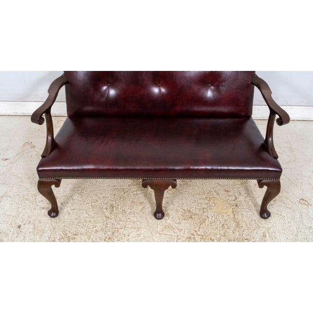 Wood Kittinger Cw-154 George I Colonial Williamsburg Settee For Sale - Image 7 of 18