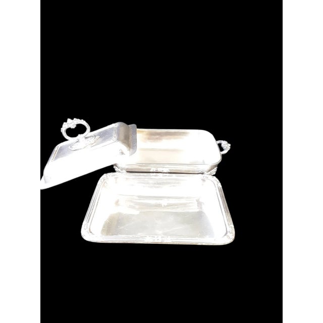 English Vintage Set of 2 Collis and Co. Fine Silverplate Serving Dishes For Sale - Image 3 of 12