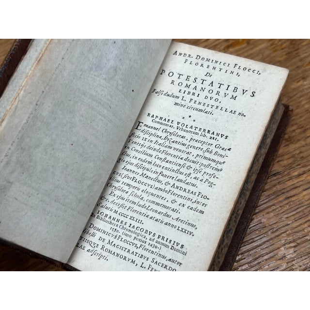 17th Century Rare Miniature Pocket Size Respublica Romana Elzevir Press Full Leather Binding 1629 Antique Book For Sale - Image 5 of 9