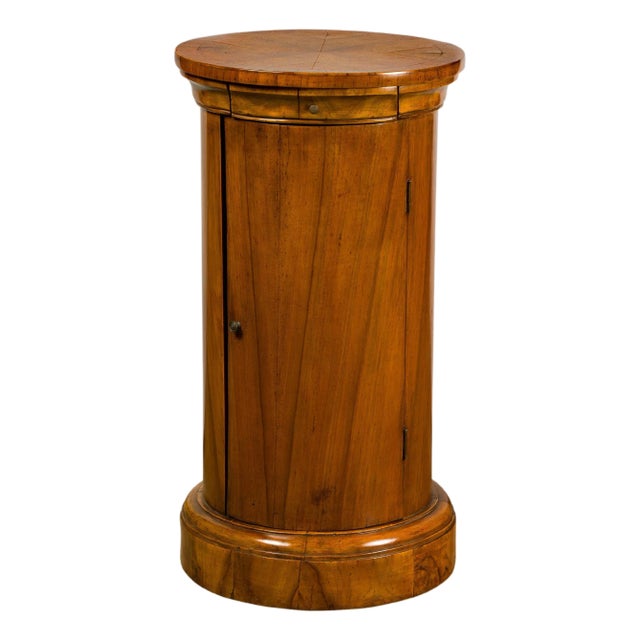 Italian 19th Century Walnut Drum Table with Single Door and Bookmatched Top For Sale