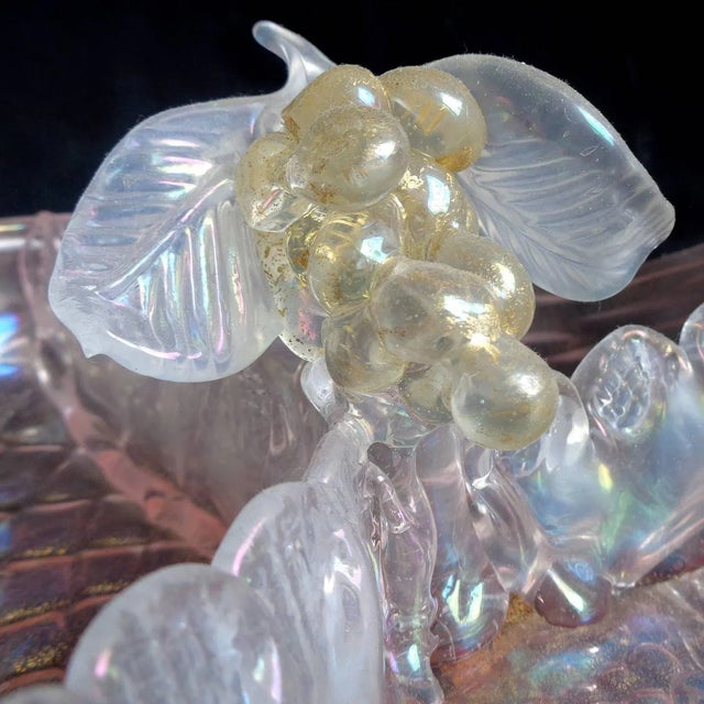 Antique Murano Pink Opal Gold Flecks Iridescent Diamond Quilted Surface Italian Art Deco Glass Serving Bowl For Sale In Orlando - Image 6 of 12
