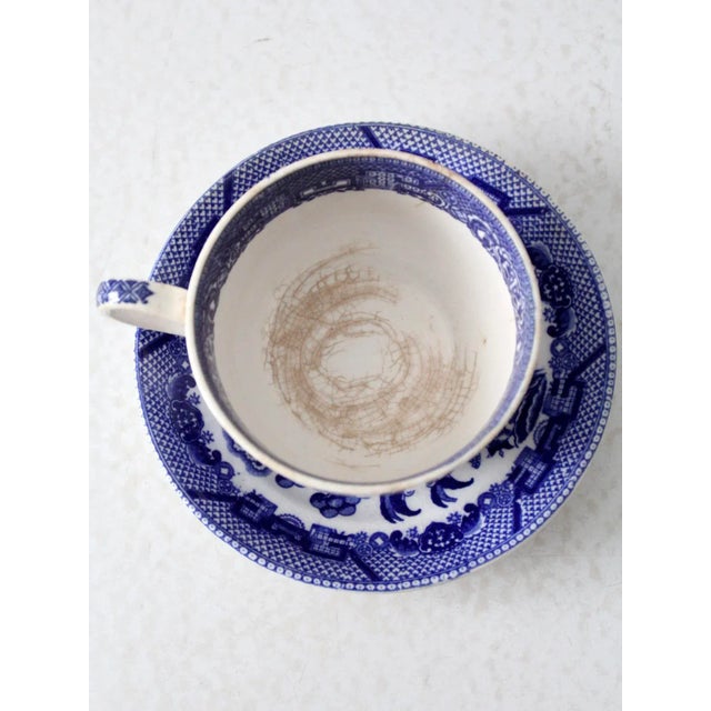Vintage Blue Willow Tea Cups & Saucers - Service for 3 For Sale - Image 10 of 12