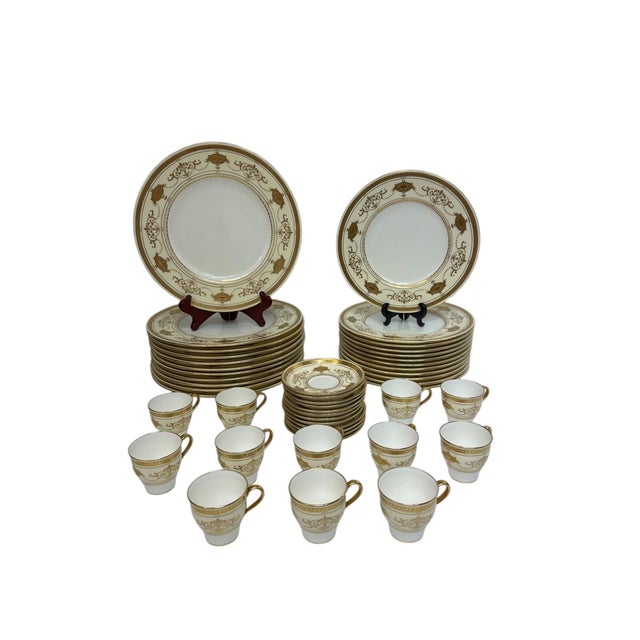 Minton Early 20th Century 22k Gold Minton Gilt Porcelain Table Service - Nearly Complete Set for 12 - 47 Pieces For Sale - Image 4 of 18
