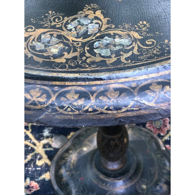 19th Century Scottish Paper Mache Tilt Top Table For Sale In New York - Image 6 of 12