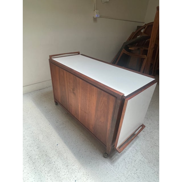 Vintage Expandable Bar Cart II Serving Cart Designed John Kapel for Glen of Ca For Sale - Image 10 of 13