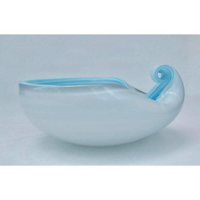 C.1960's Italian Hand-Blown Alfredo Barbini "Infinity," Swirl Triple Cased Murano Catchall Bowl For Sale - Image 10 of 18