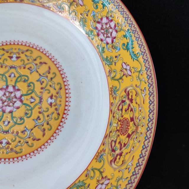 Chinese Ceramic Plate,Qianlong Marked Famille Rose Porcelain Plate Hand Painted Flowers Pattern For Sale - Image 9 of 10