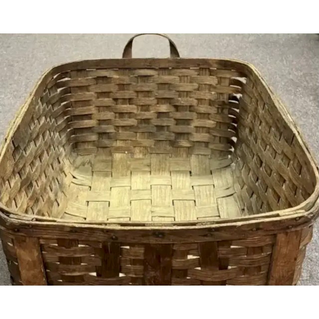 Antique American Hickory Basket For Sale In New York - Image 6 of 6