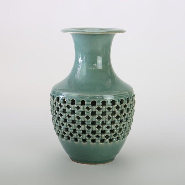 Antique Japanese Reticulated Celadon Pottery Vase Signed C1920 For Sale - Image 4 of 6