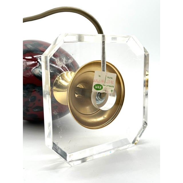 Mid-Century Enamelled Brass Table Lamp on Acrylic Base, Germany, 1950s For Sale - Image 11 of 14