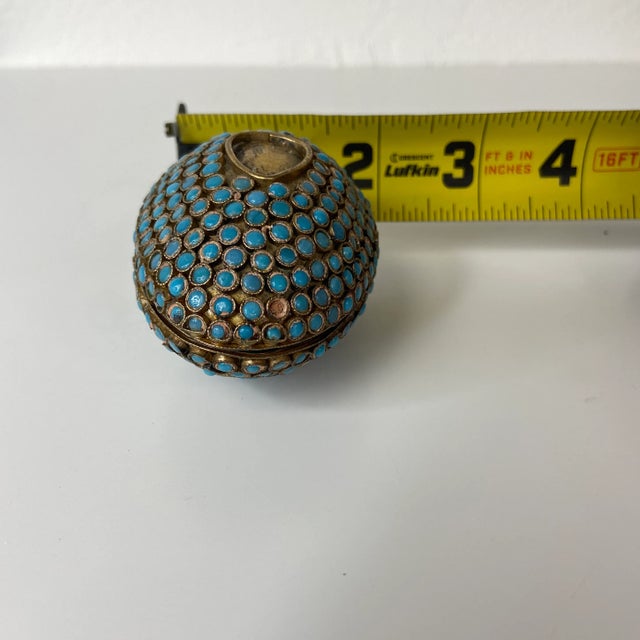 Turquoise Vintage Tibetan Gau Prayer Box With Turquoise Colored Stones – Brass Gilt, Mid-20th Century For Sale - Image 8 of 10