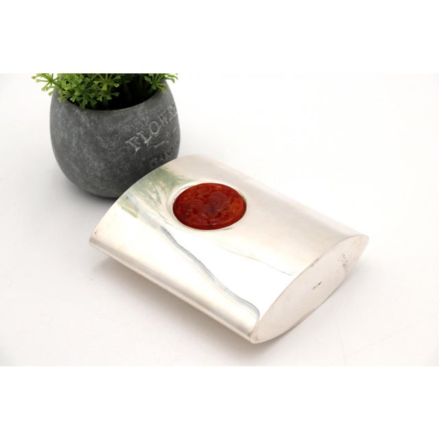 Plain Silver Jug with Circular Frame For Sale - Image 3 of 7