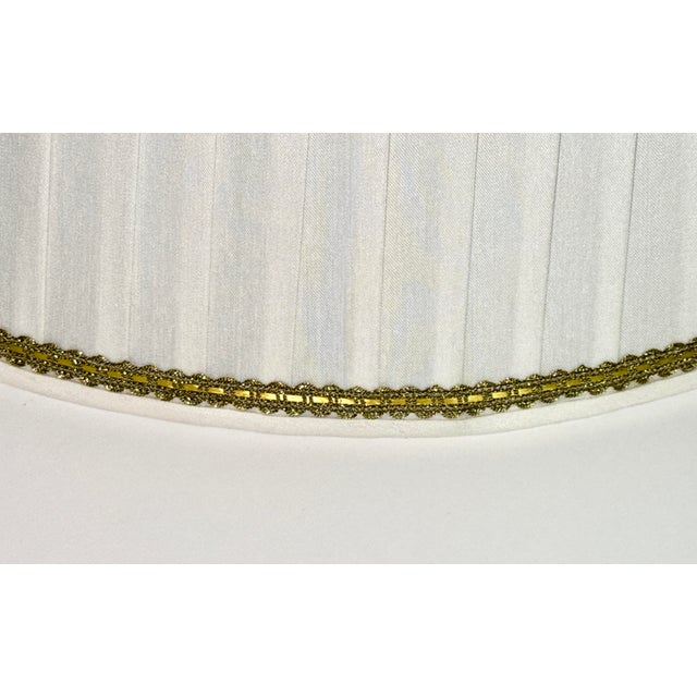 Late 20th Century Frederick Cooper Pleated Lamp Shade (22") For Sale - Image 5 of 6
